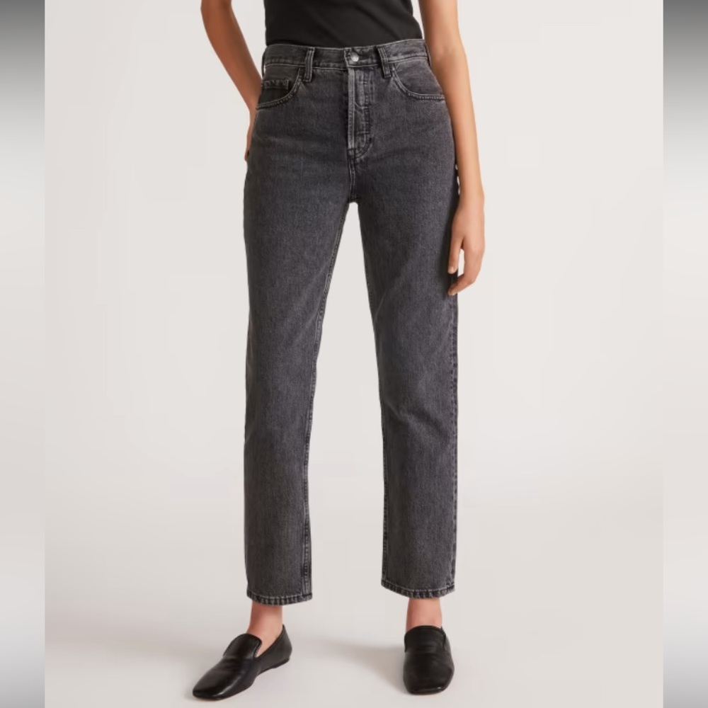 Everlane 90s Cheeky Jean in washed black